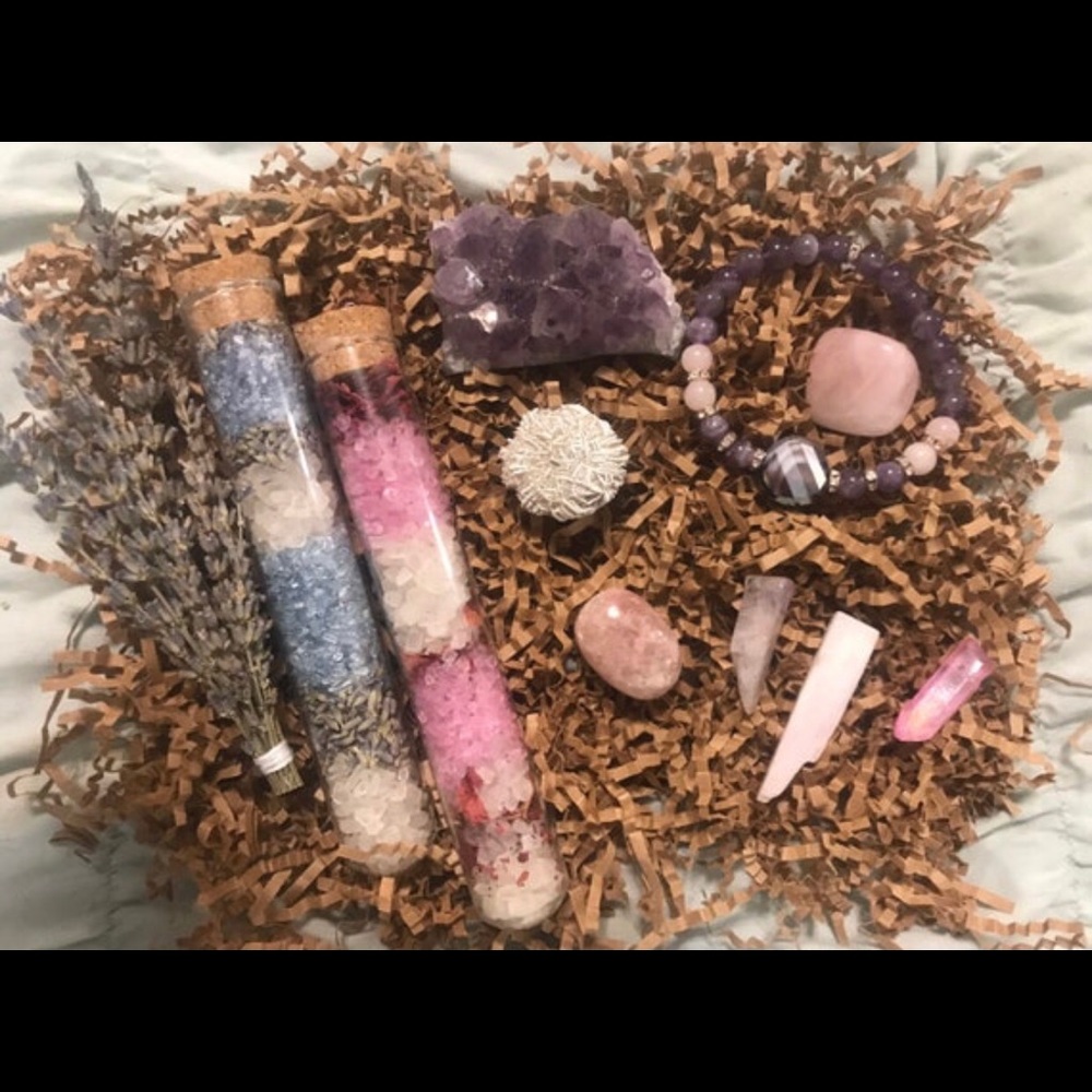 Peace Love Gemstone Gift Kit